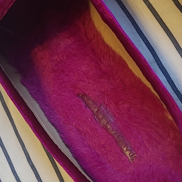 Banana Republic velvet mules - Picture 3 of 4